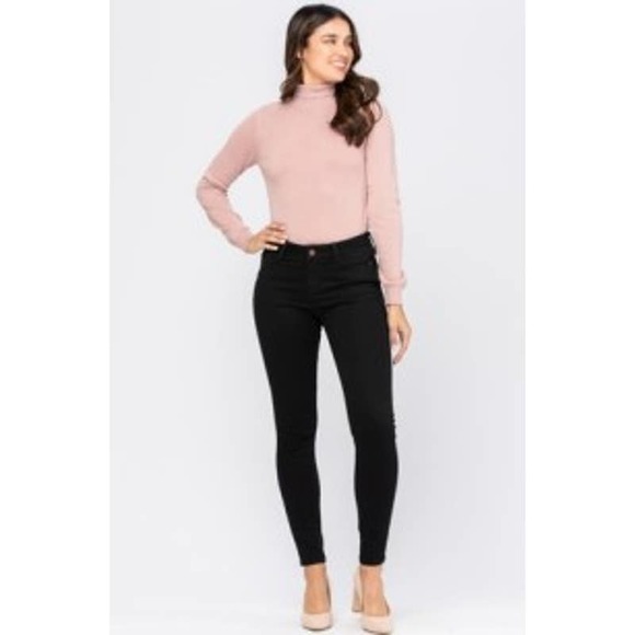 Plus Judy Blue Distressed Crop Jeans main image 0